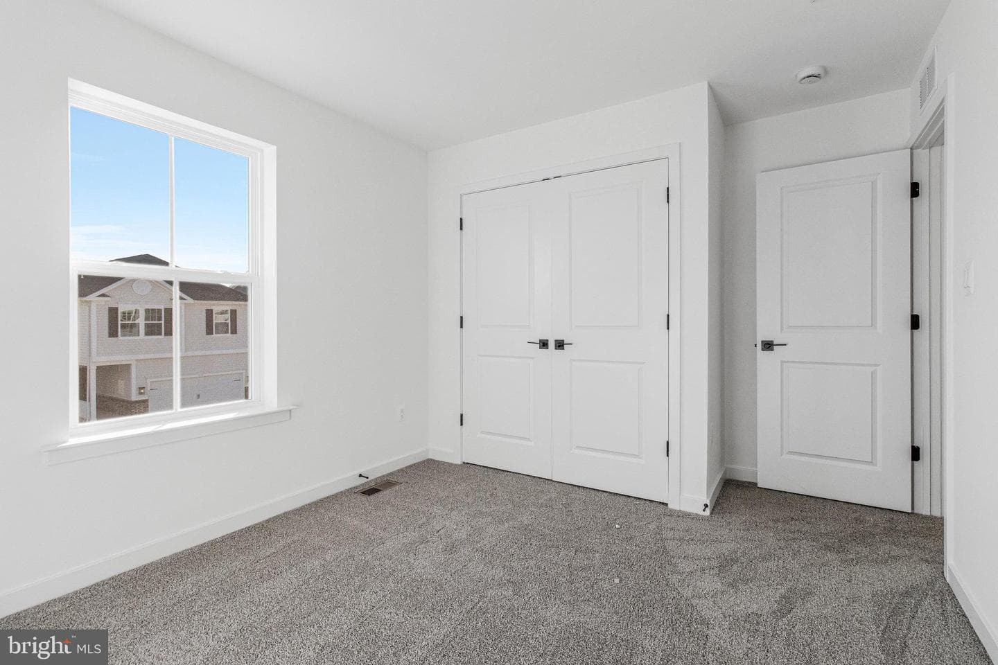 5722 Howard Drive photo 46