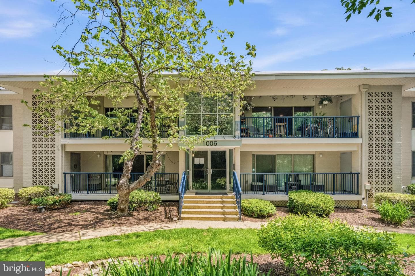 1006 Primrose Road #303 photo 1