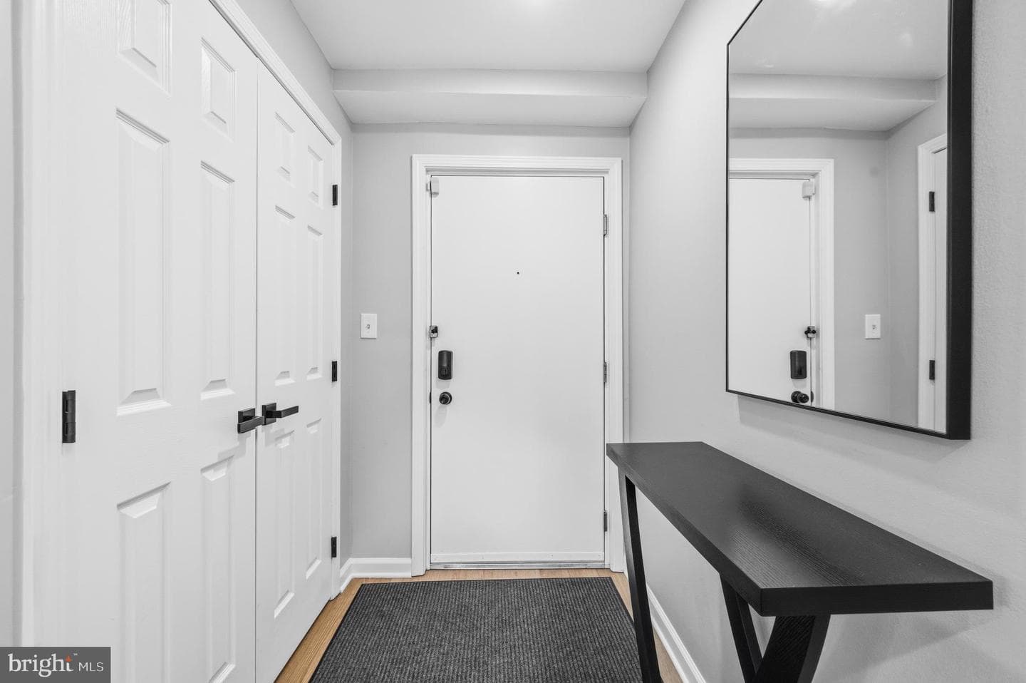 1006 Primrose Road #303 photo 4
