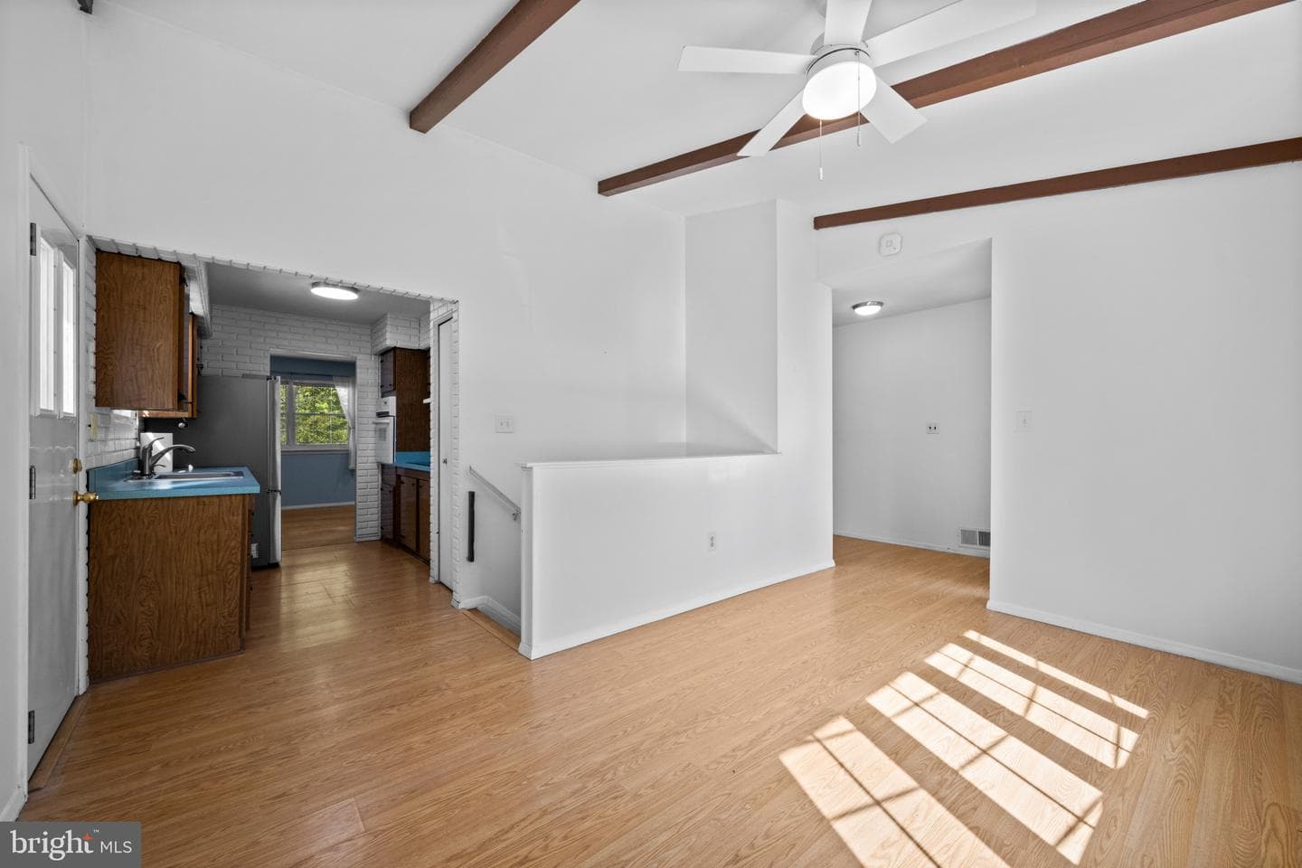 8091 Phirne Road E photo 14