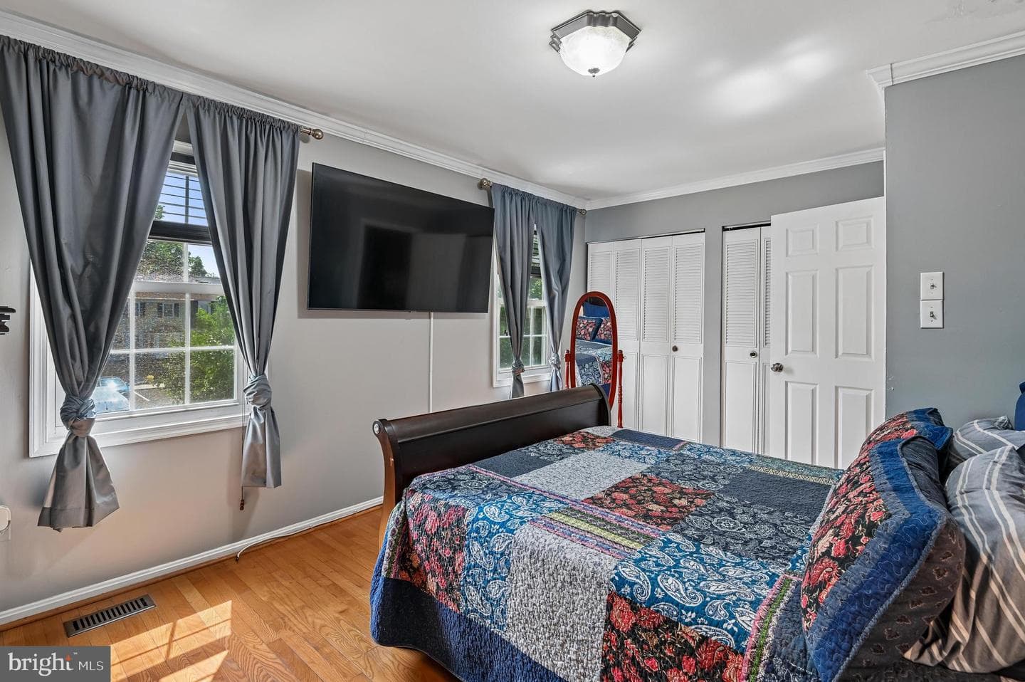 1408 Harwick Court photo 22