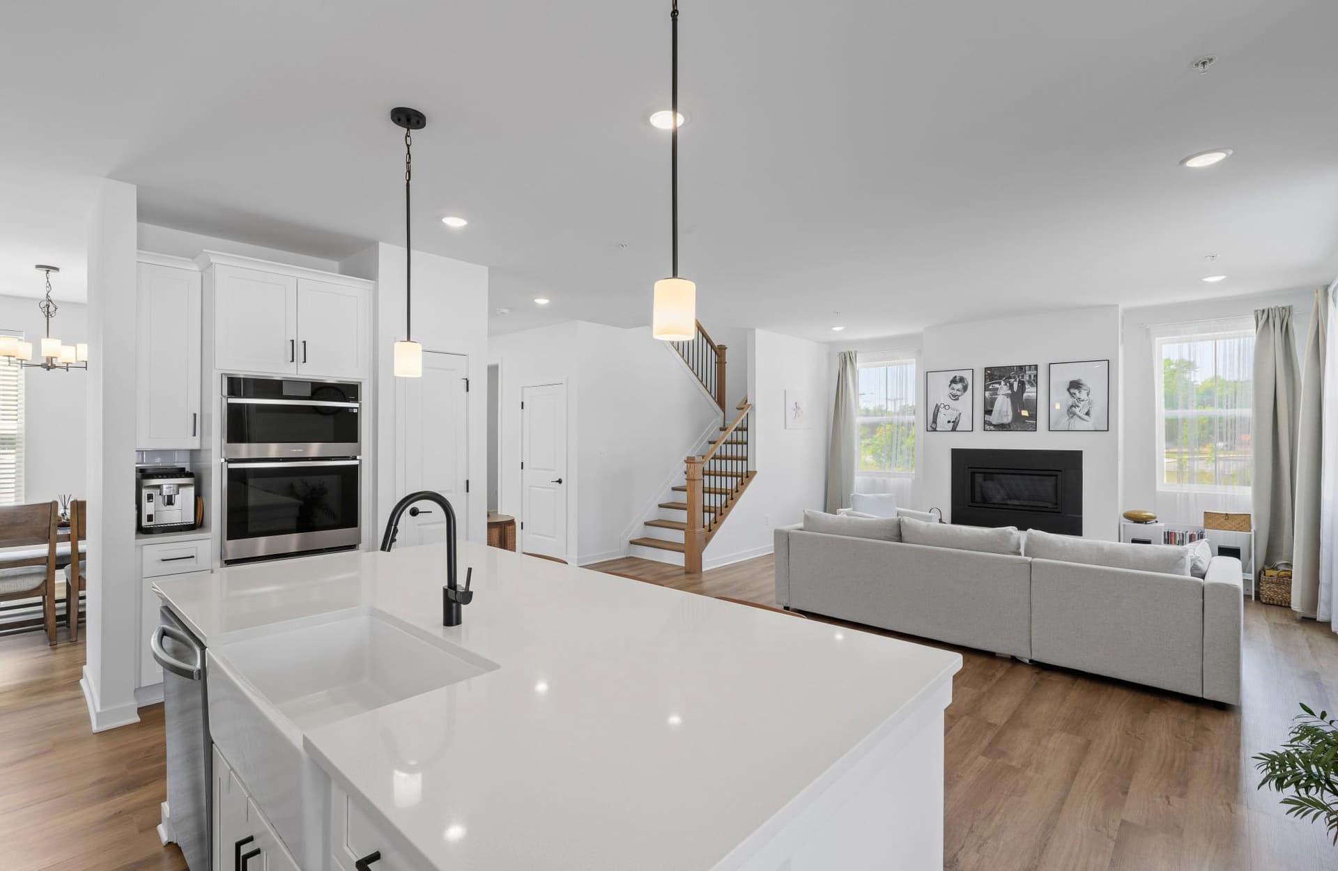 1180 Central Avenue E photo 27