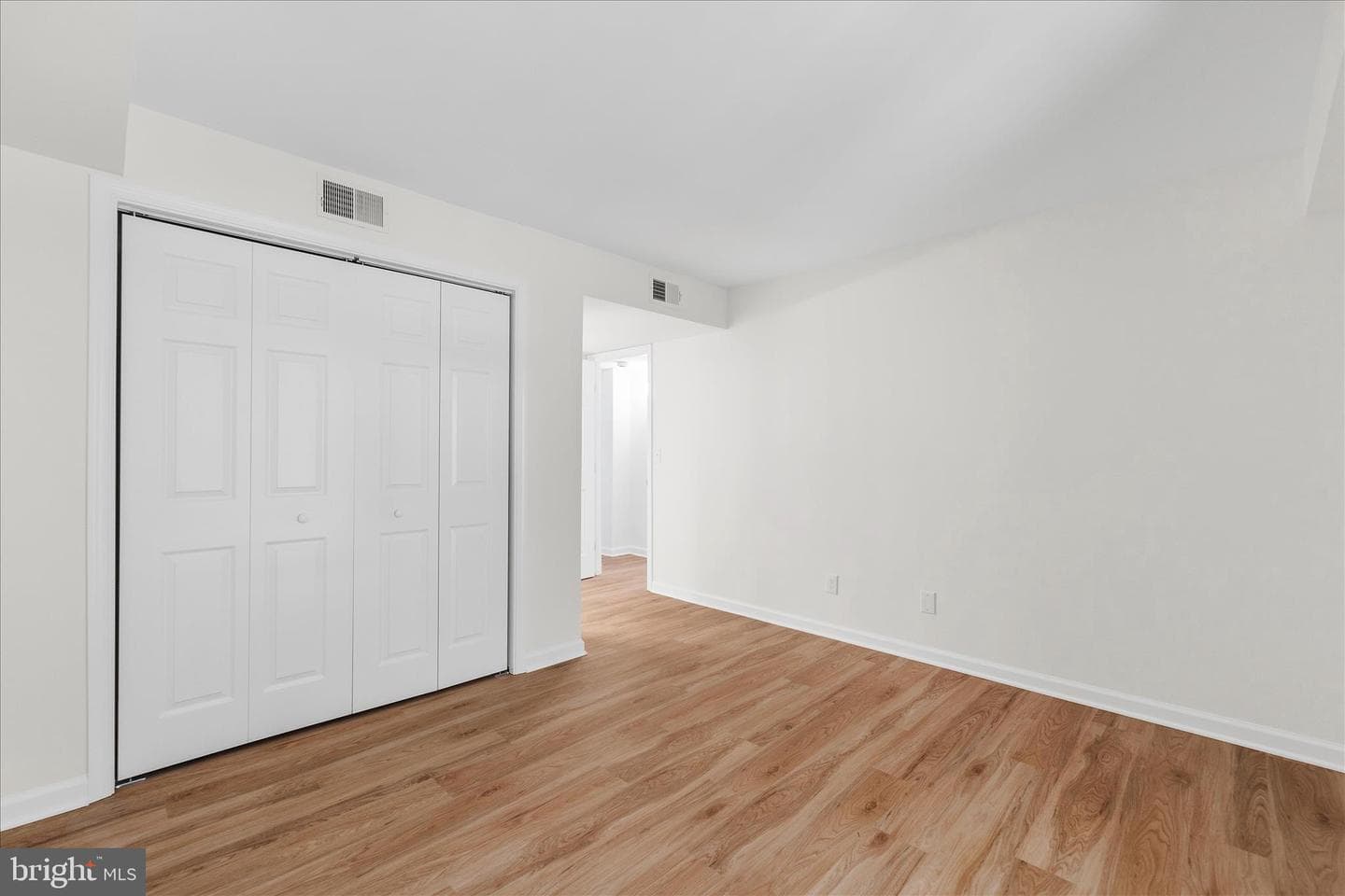 604 Newbridge Court #3-604 photo 23