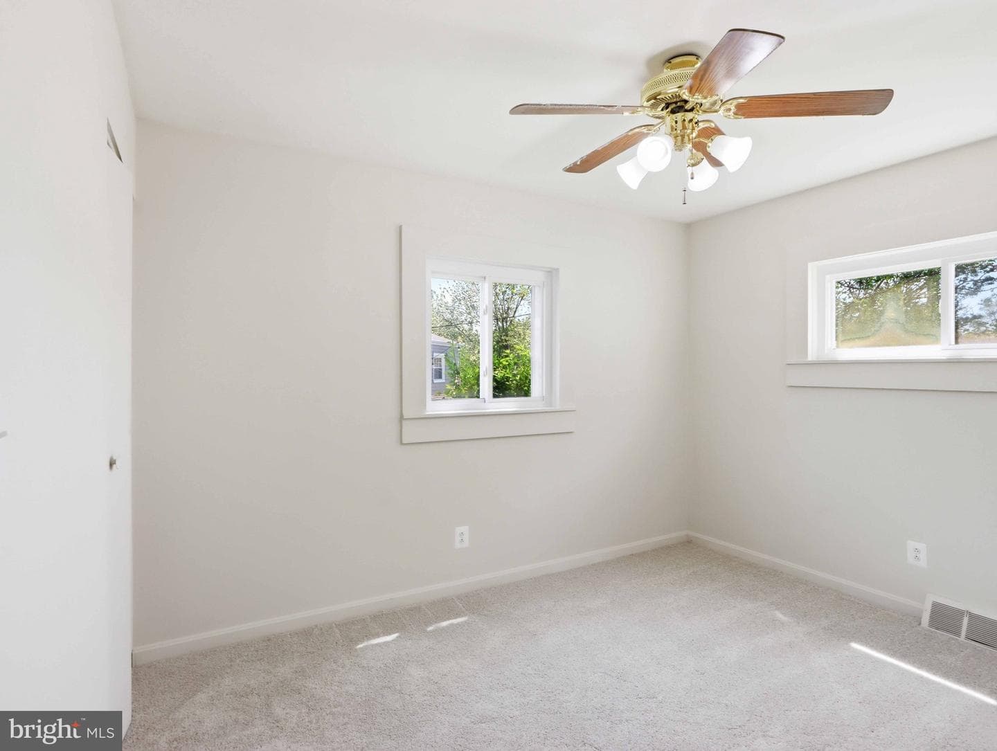 7878 Cheverly Lane photo 13