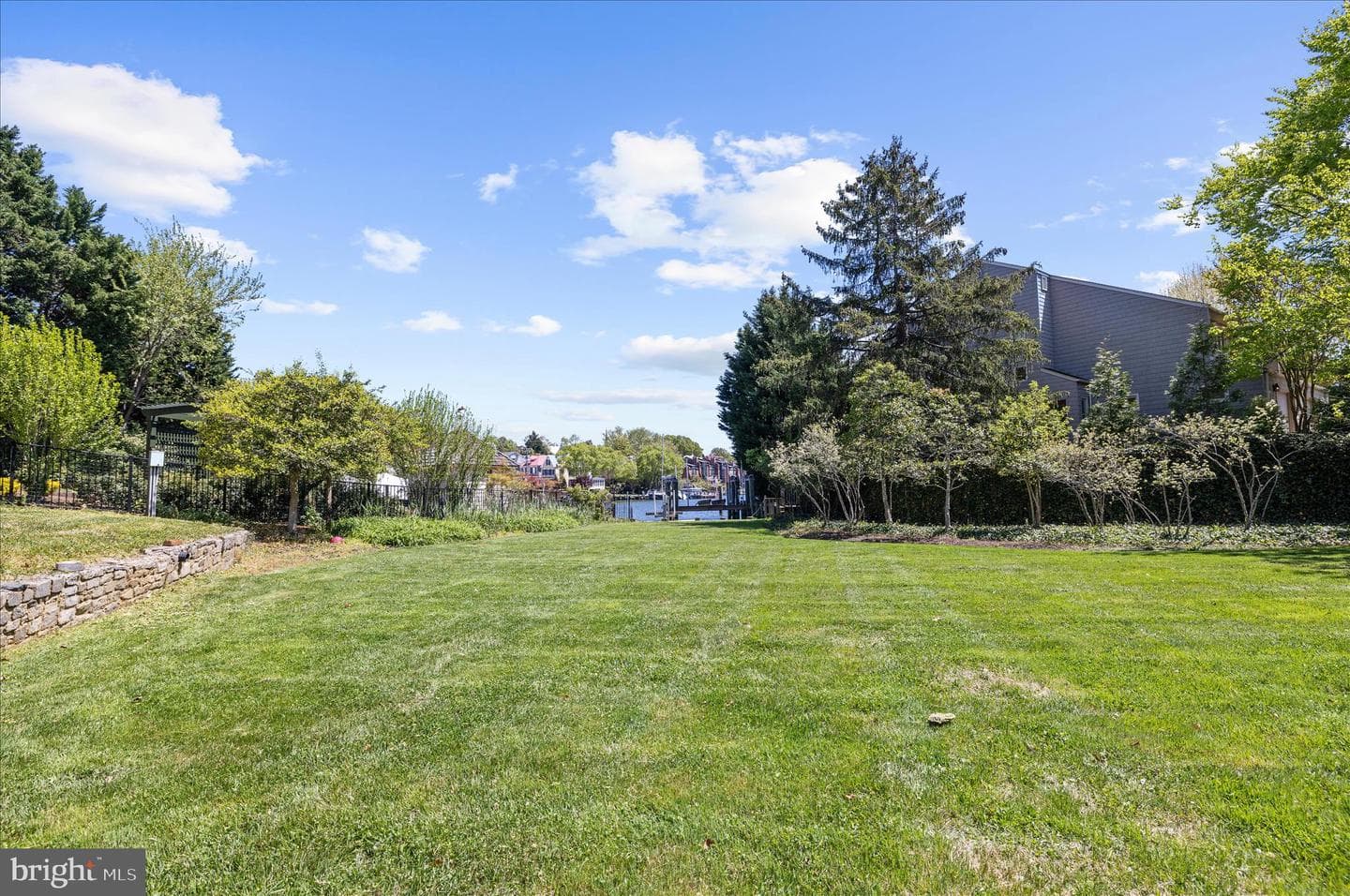 11 S Acton Place photo 93