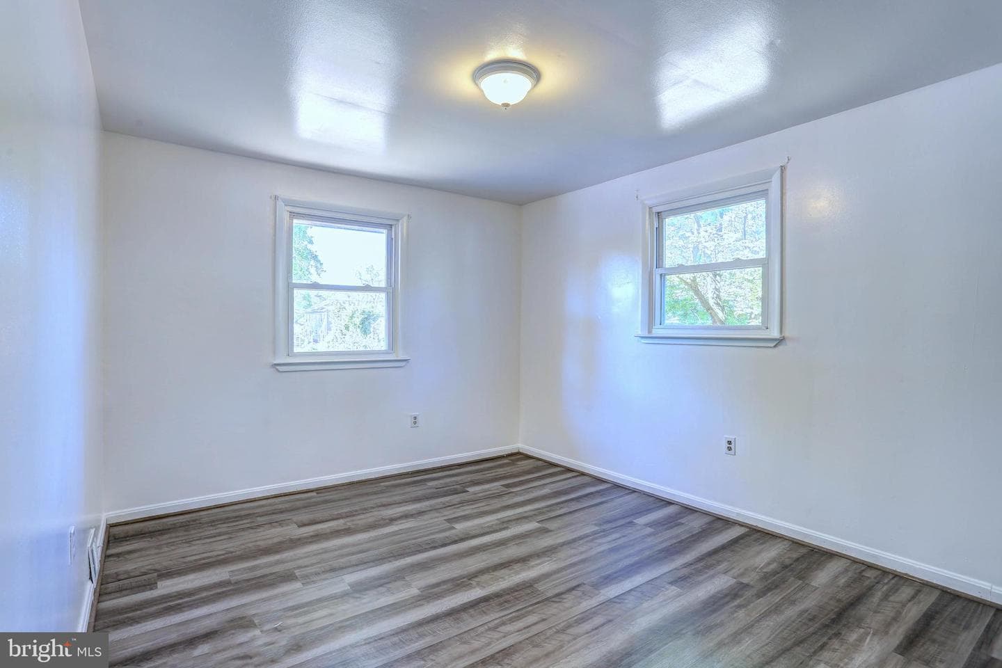 1002 Bell Avenue photo 35