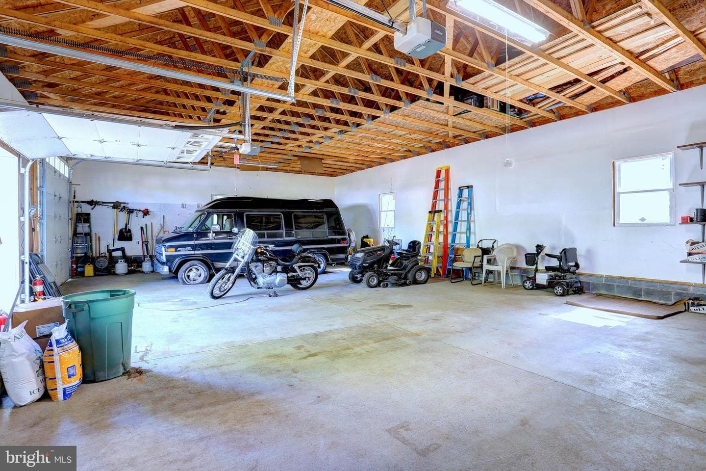 1002 Bell Avenue photo 9