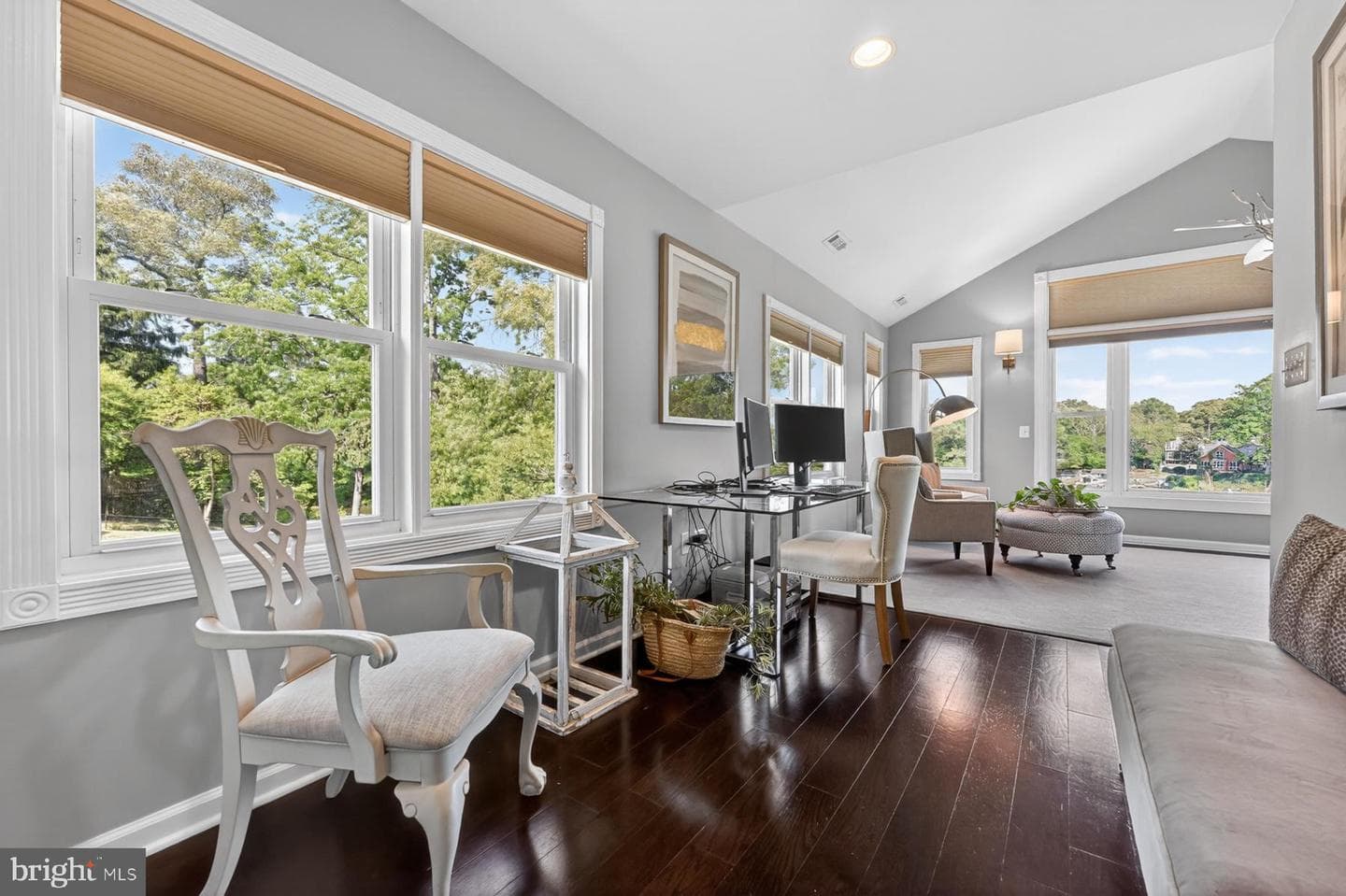 512 Riverside Drive photo 29