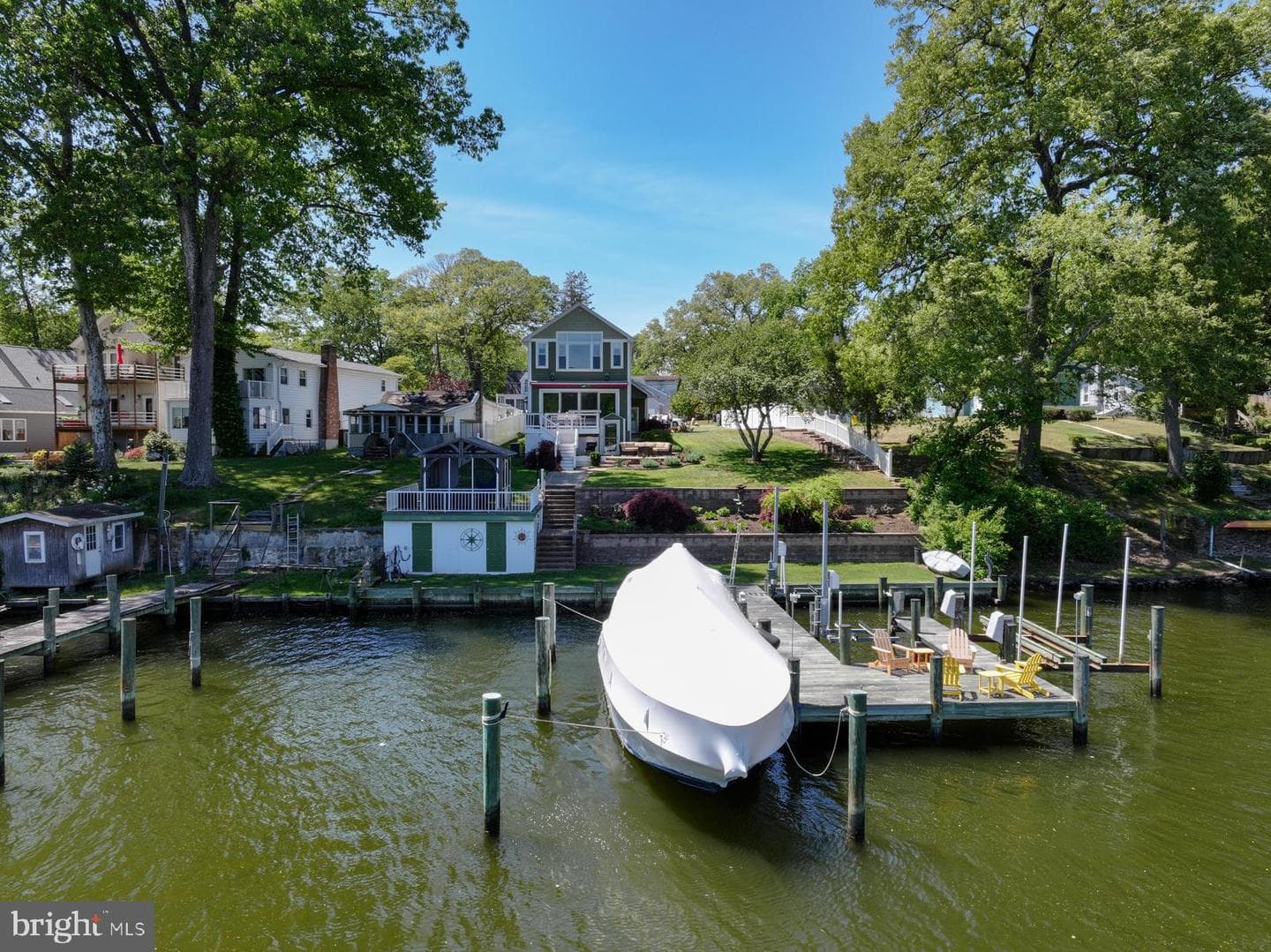 512 Riverside Drive photo 6