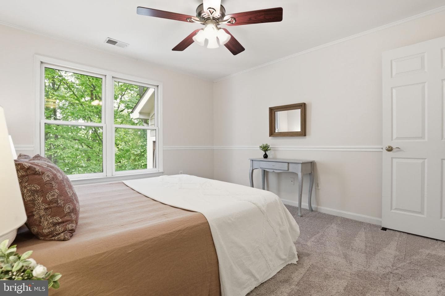 603 Admiral Drive #307 photo 14