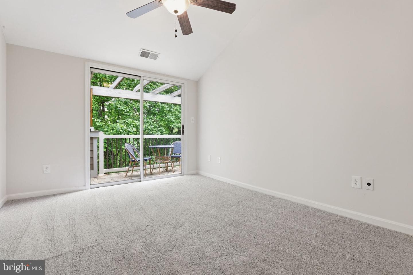 603 Admiral Drive #307 photo 18