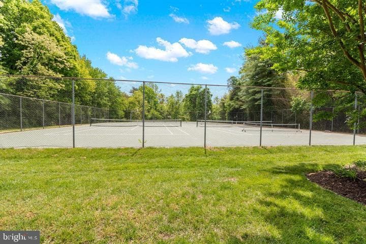 603 Admiral Drive #307 photo 29
