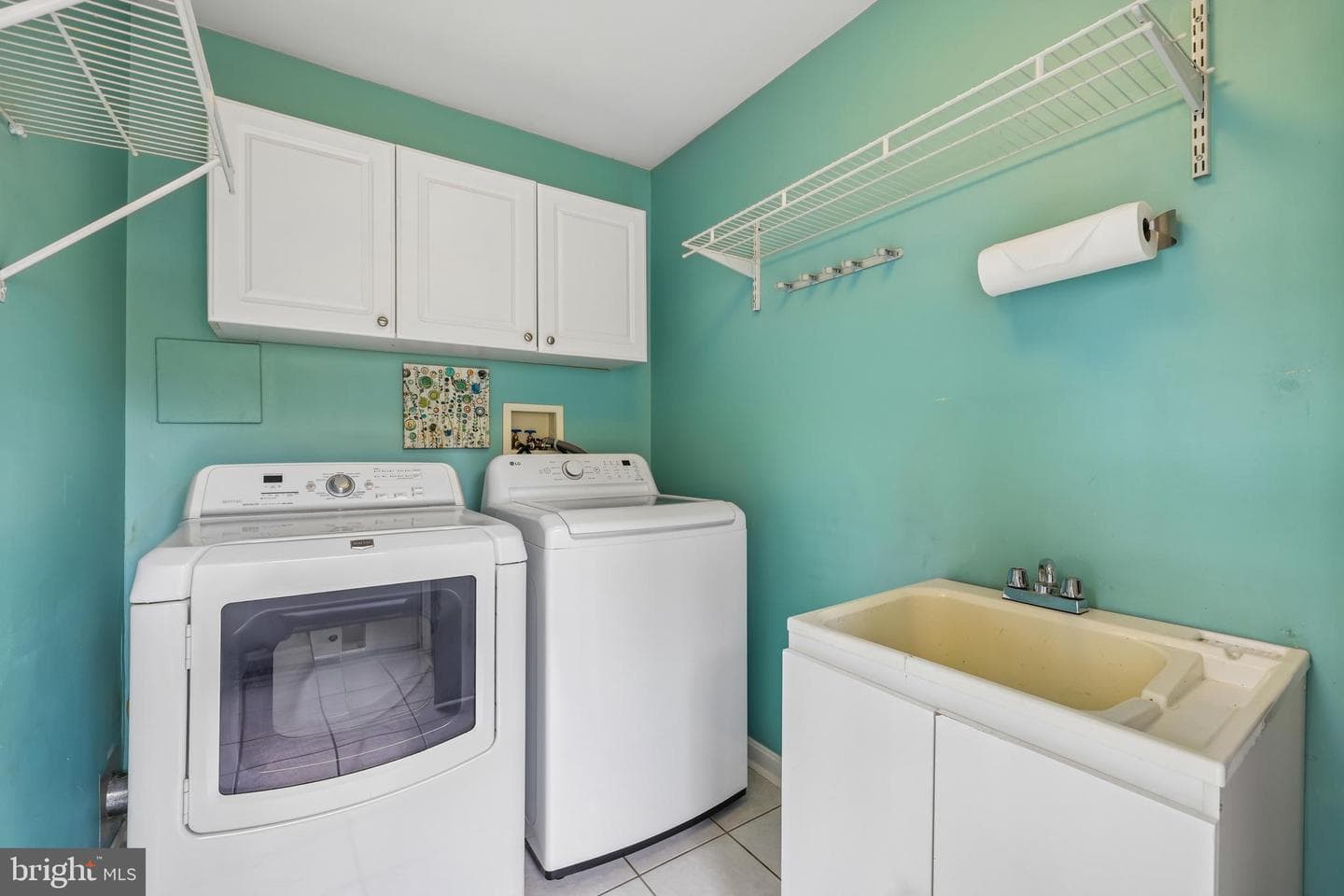 208 Carroll Road photo 23