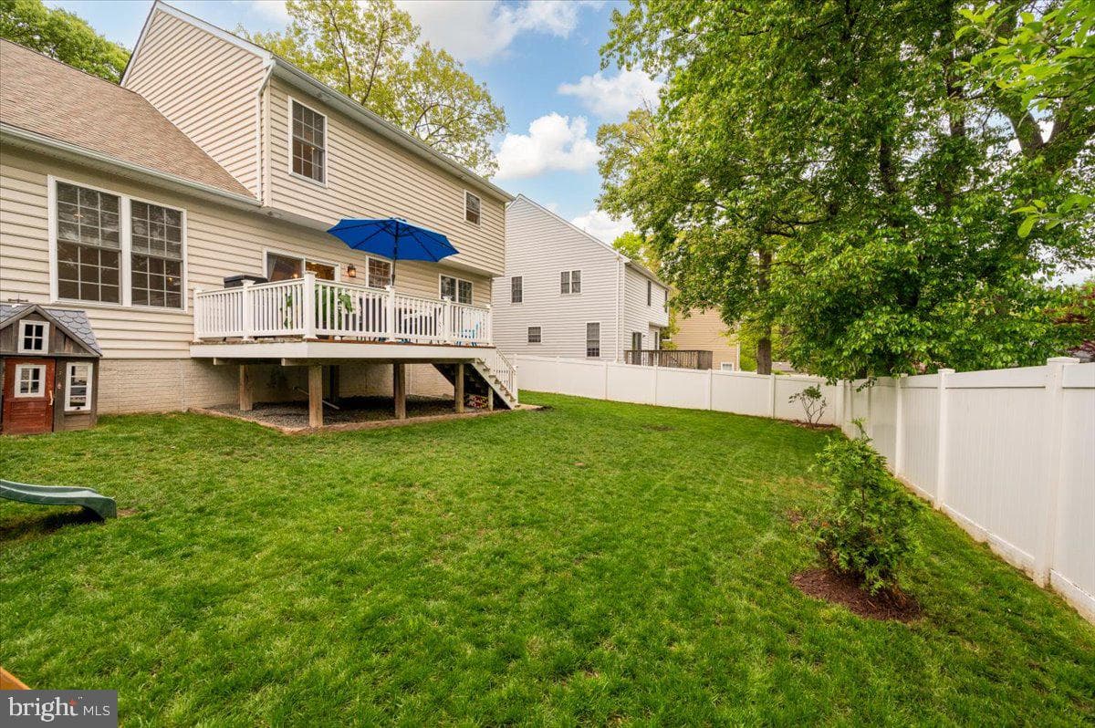 575 Knollwood Road photo 45