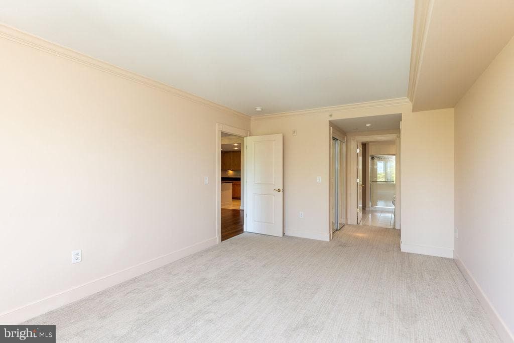 5 Park Place #527 photo 13