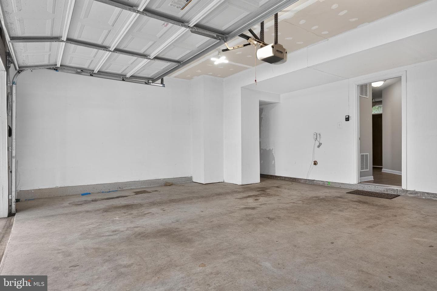 1765 Compton Court photo 37