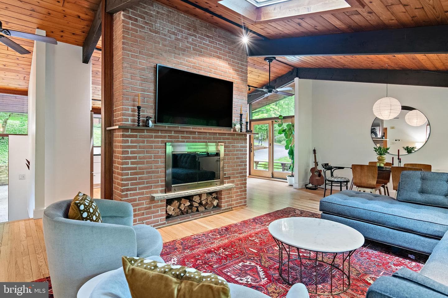 1689 Alice Court photo 7