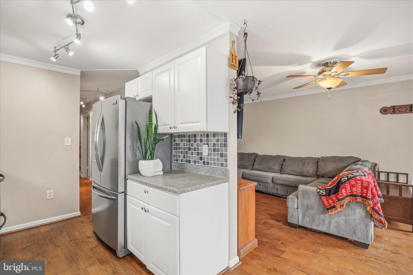 306 Lincoln Avenue photo 14