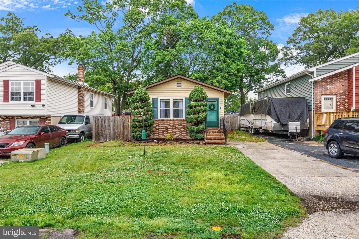 306 Lincoln Avenue photo 3