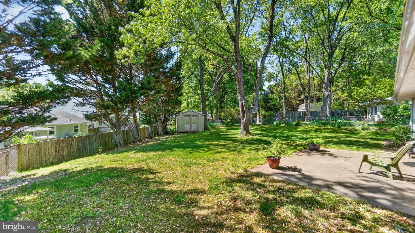 7949 Trafalgar Court photo 30