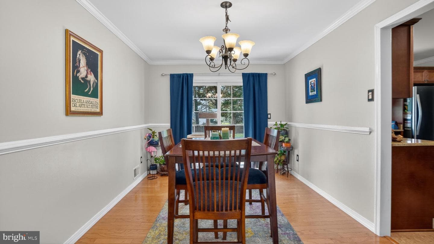 7949 Trafalgar Court photo 9
