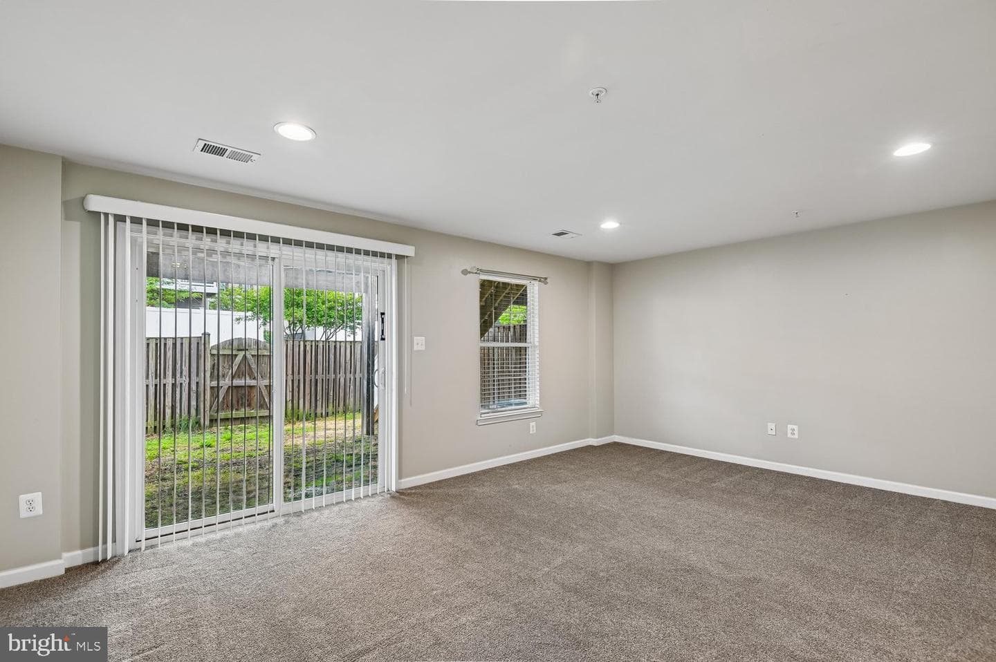 7548 Briargrove Lane photo 21