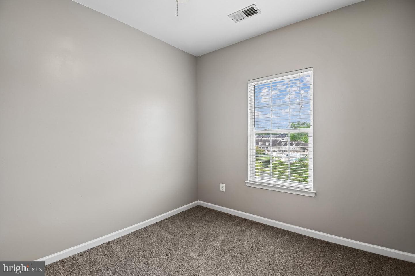 7548 Briargrove Lane photo 27