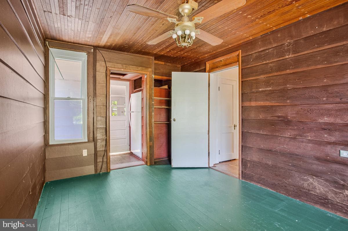 605 Melvin Avenue photo 14