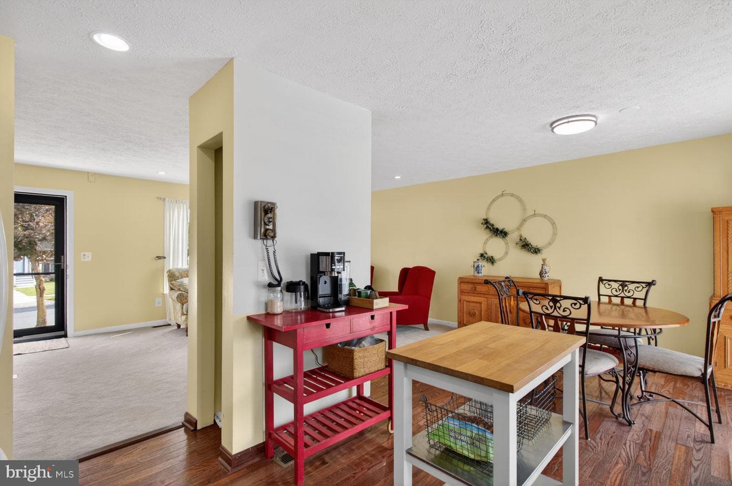 1300 Roundhouse Court photo 5