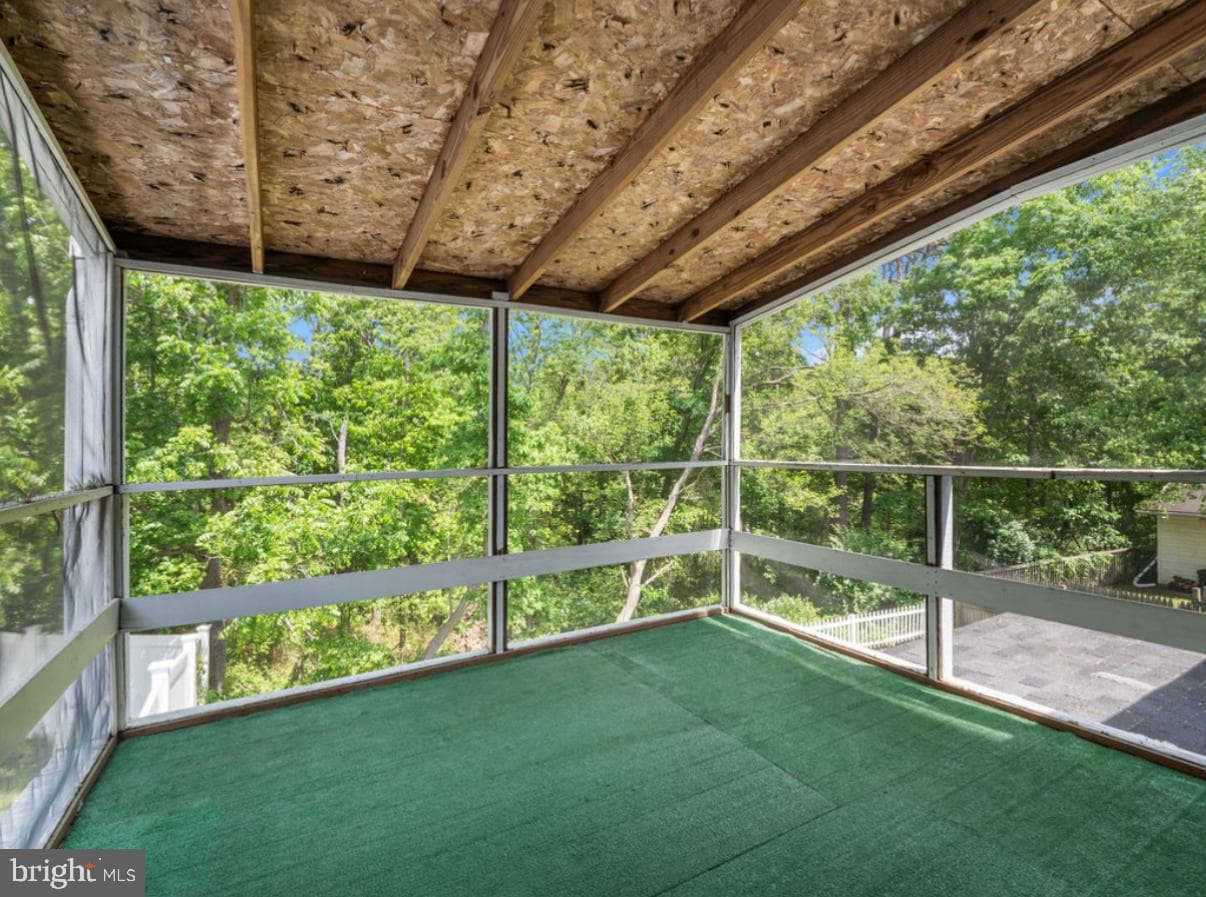 8015 Cross Creek Drive photo 19