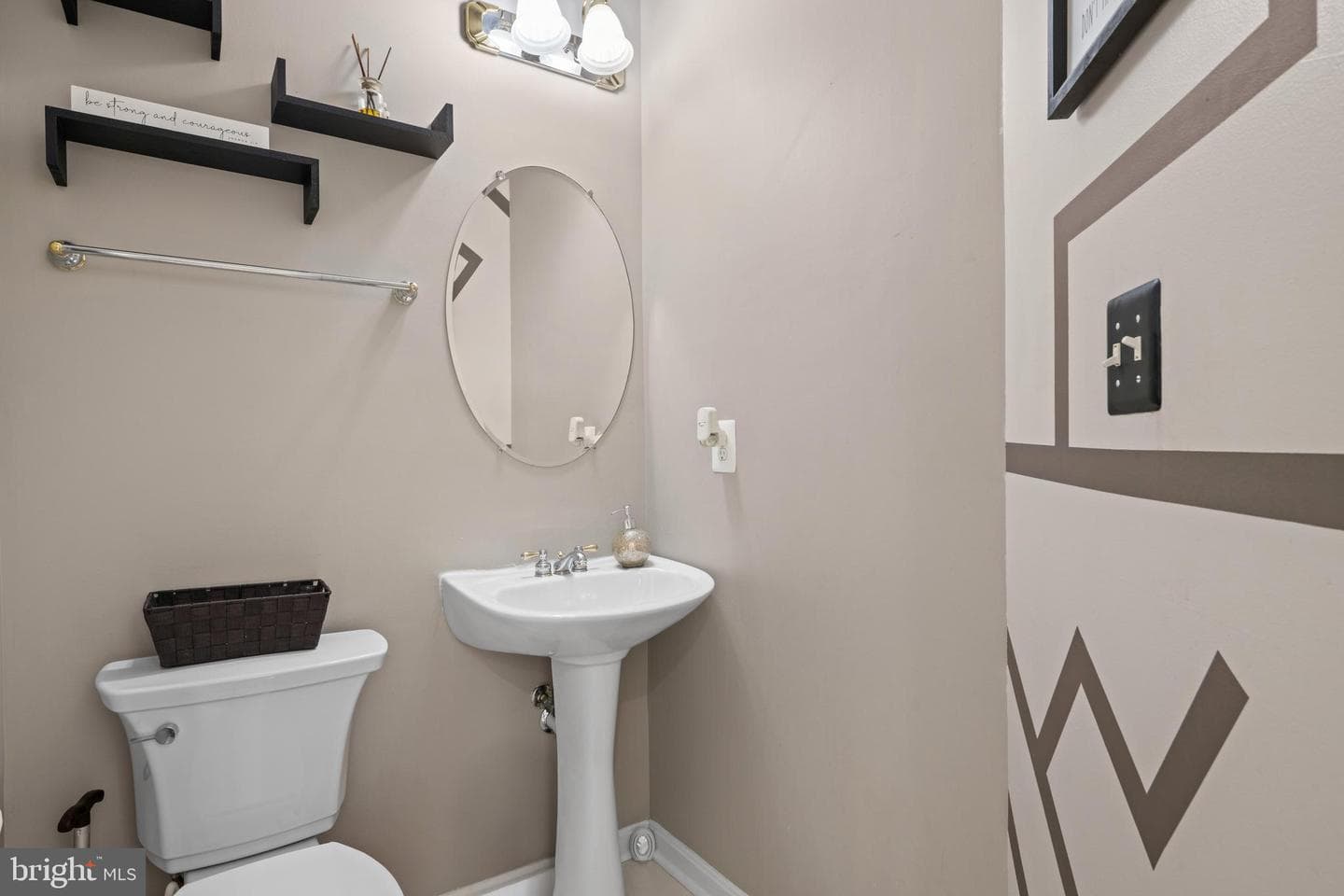 1607 Benoli Court photo 10