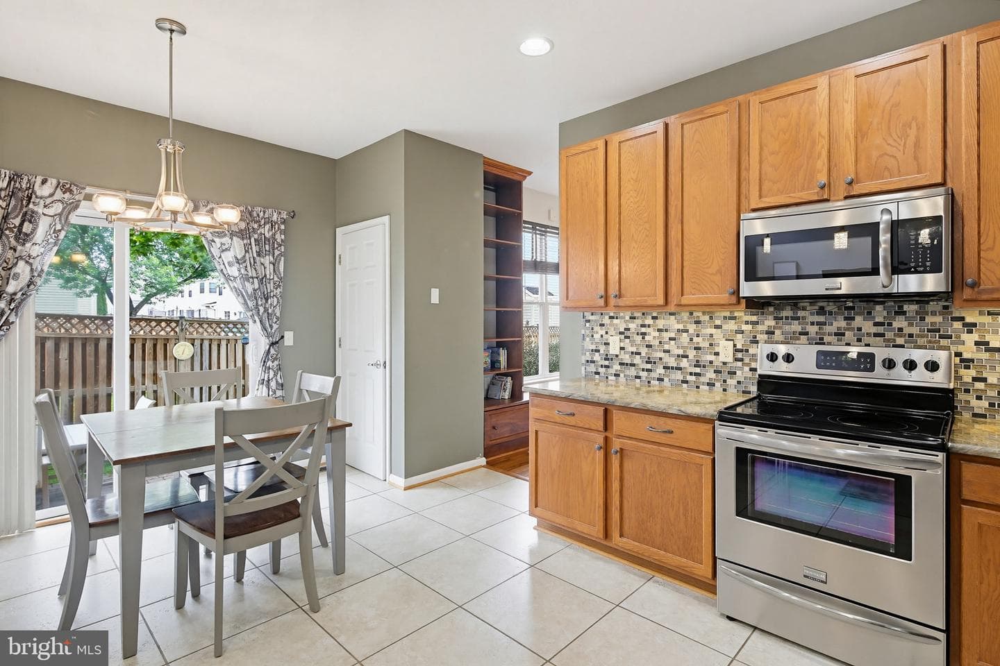 1023 Wheatfield Drive photo 14
