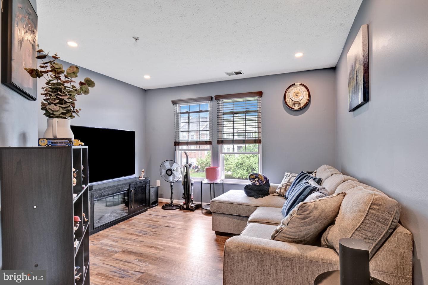 692 Winding Stream Way #303 photo 8