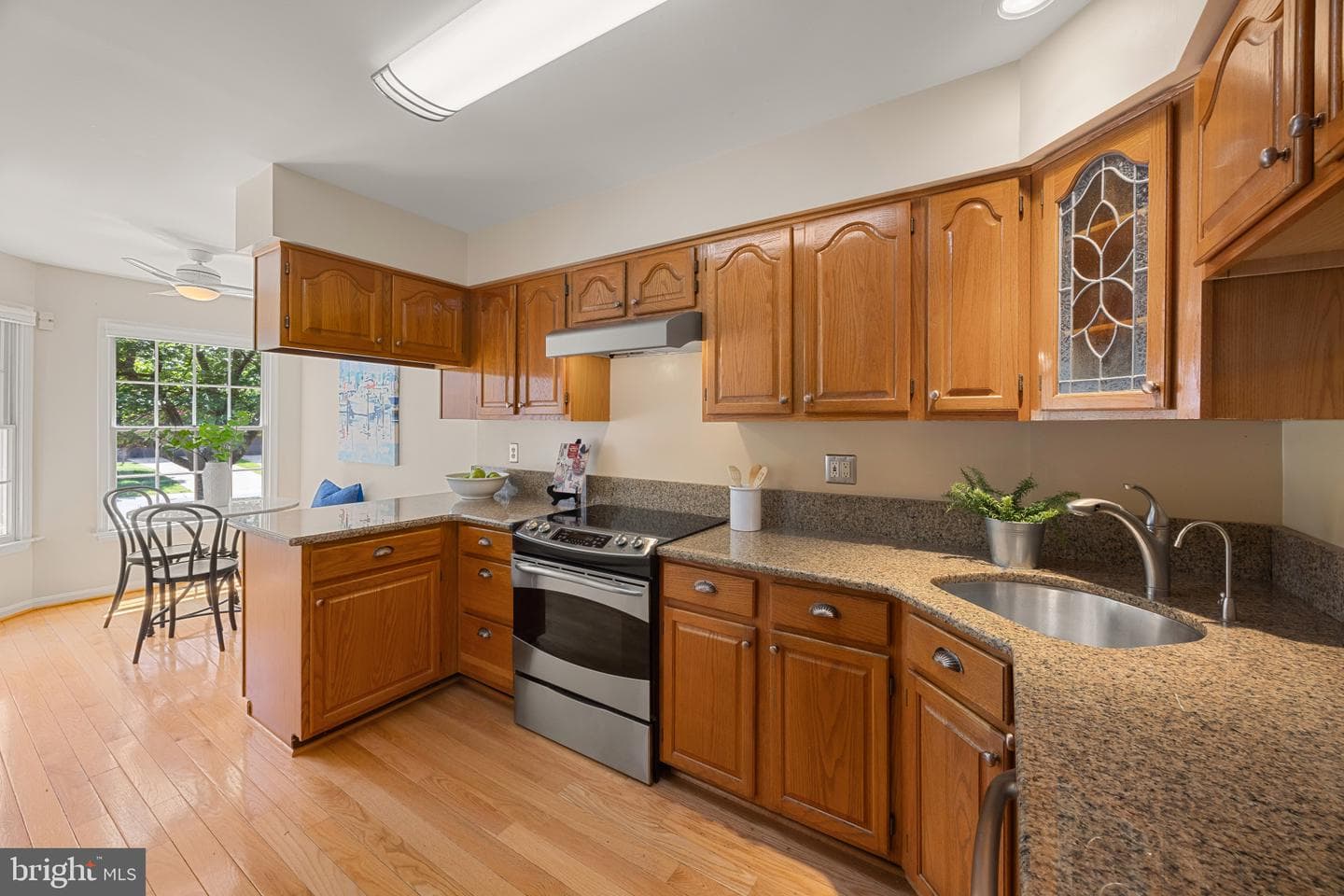 130 Summer Village Drive photo 4
