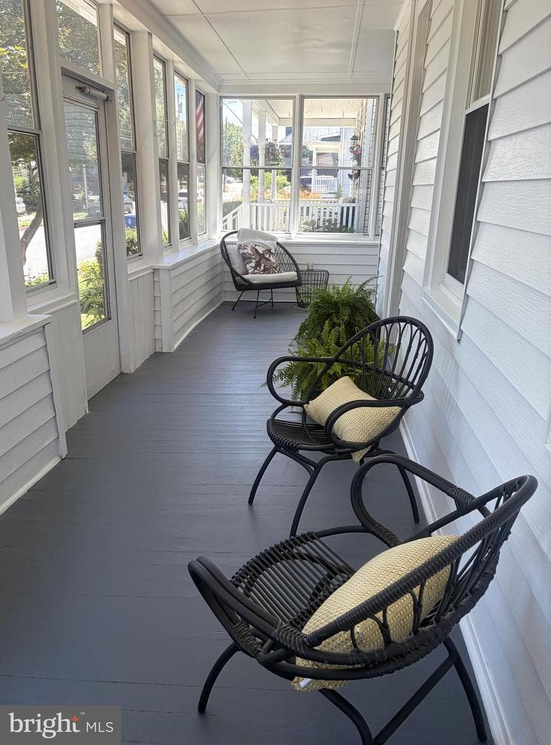 21 Woodlawn Avenue photo 4