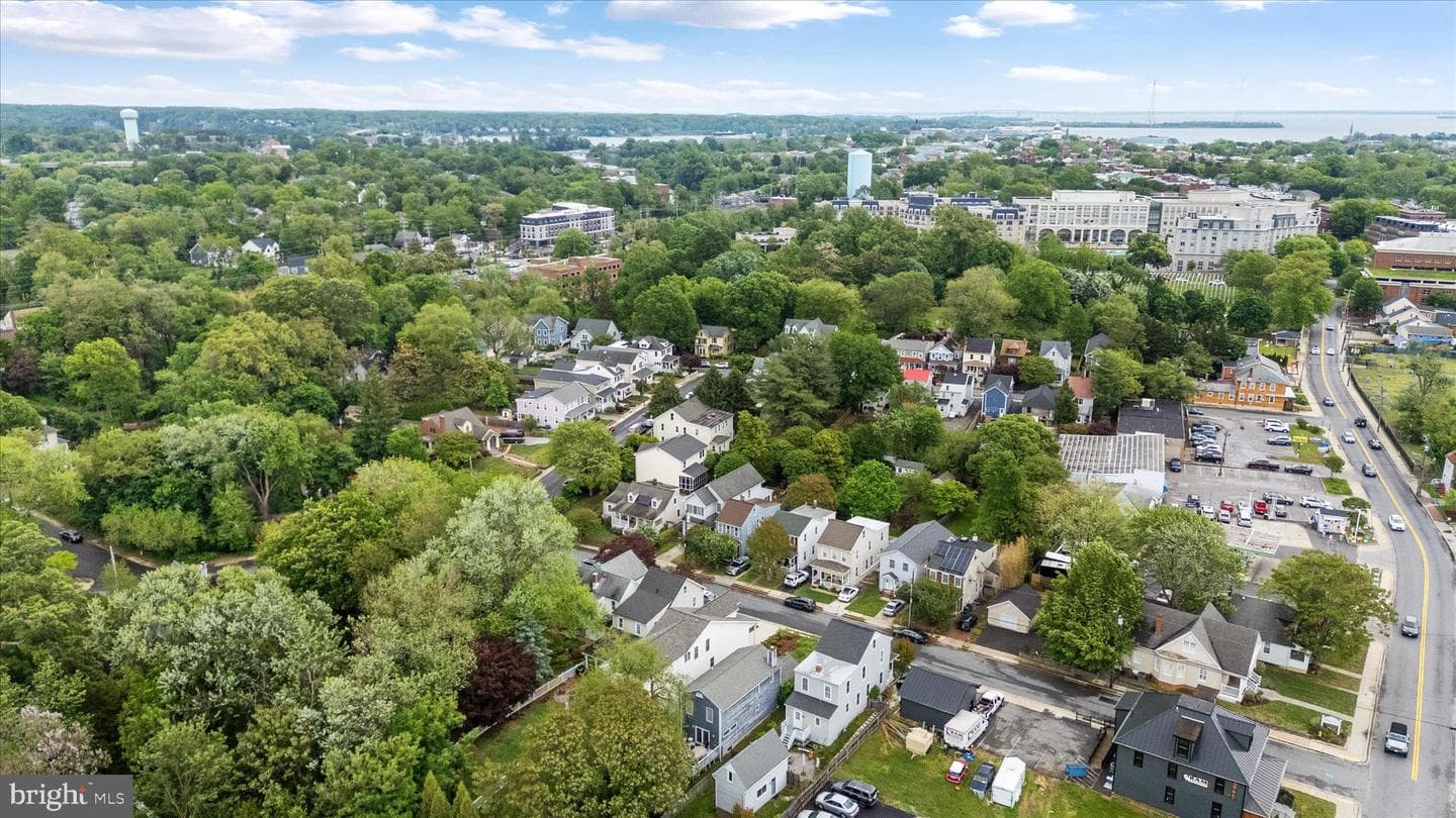 21 Woodlawn Avenue photo 47