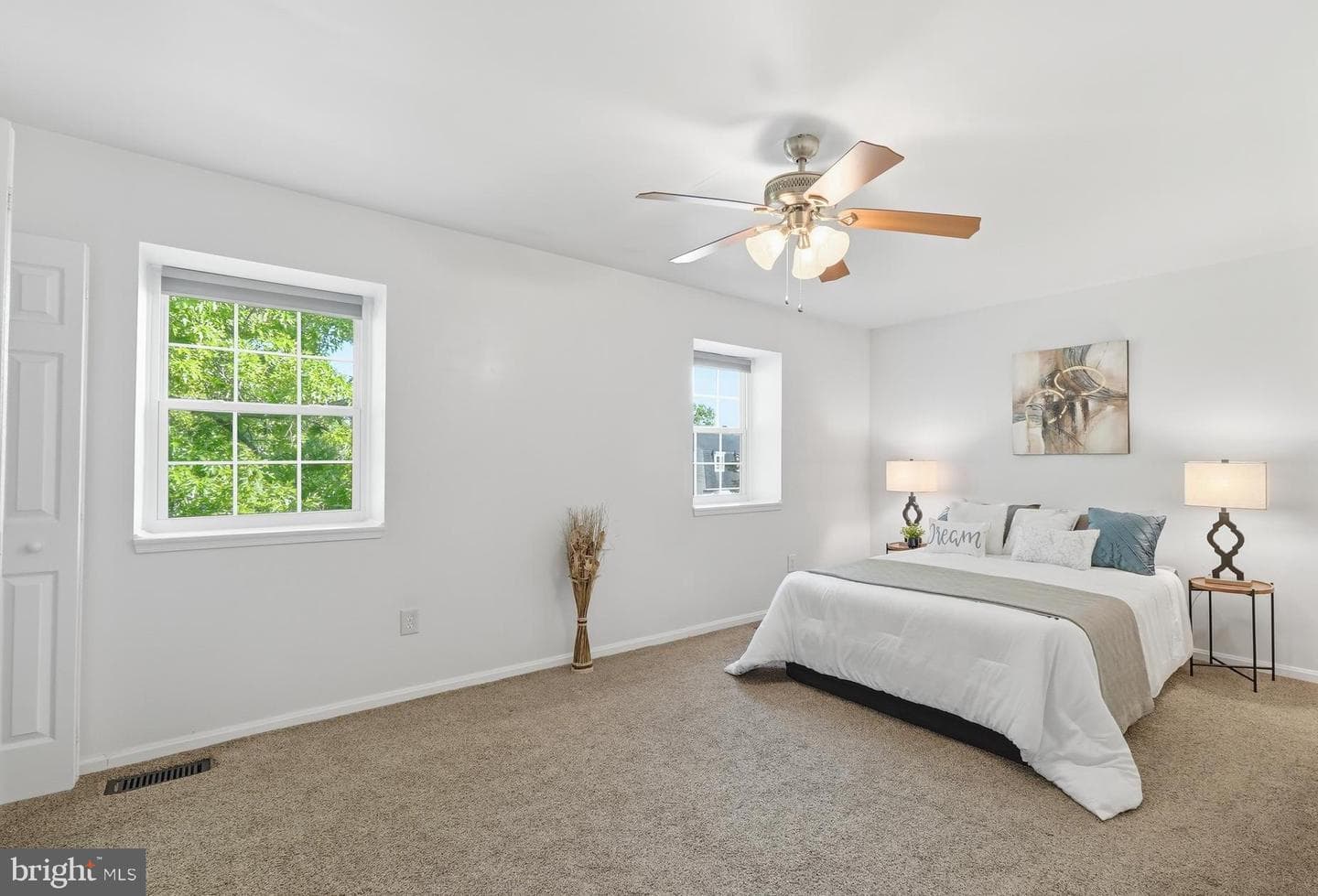 1704 W Bancroft Lane photo 13