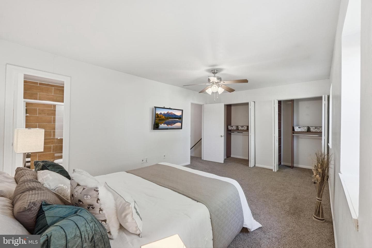 1704 W Bancroft Lane photo 15