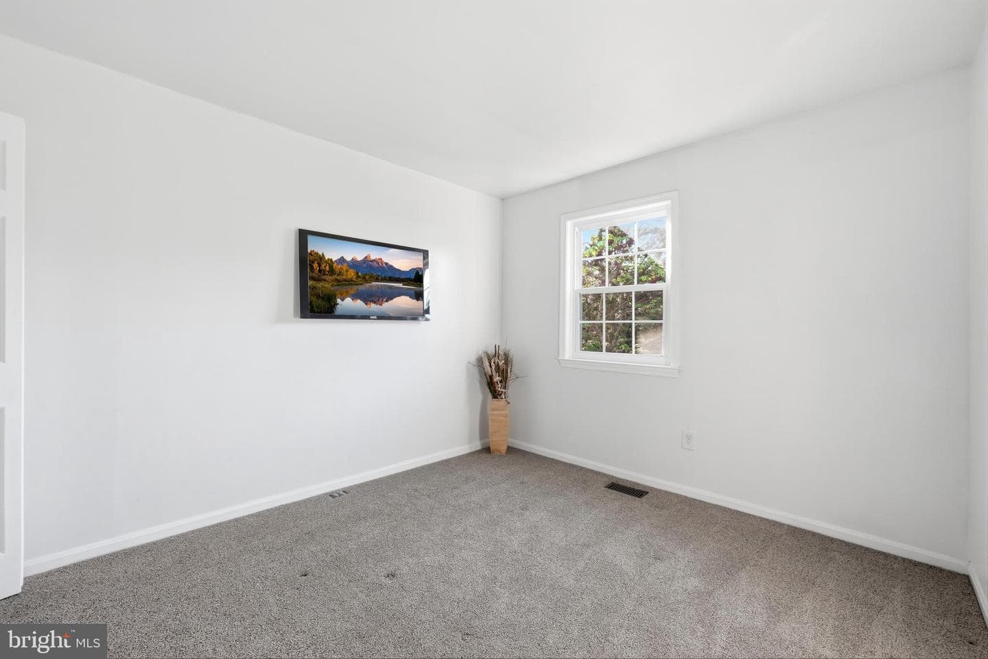 1704 W Bancroft Lane photo 23