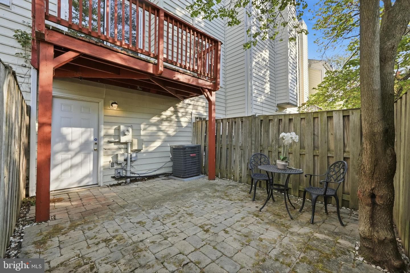 1704 W Bancroft Lane photo 27
