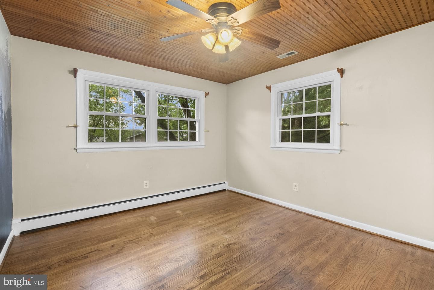 6 Bojan Court photo 32