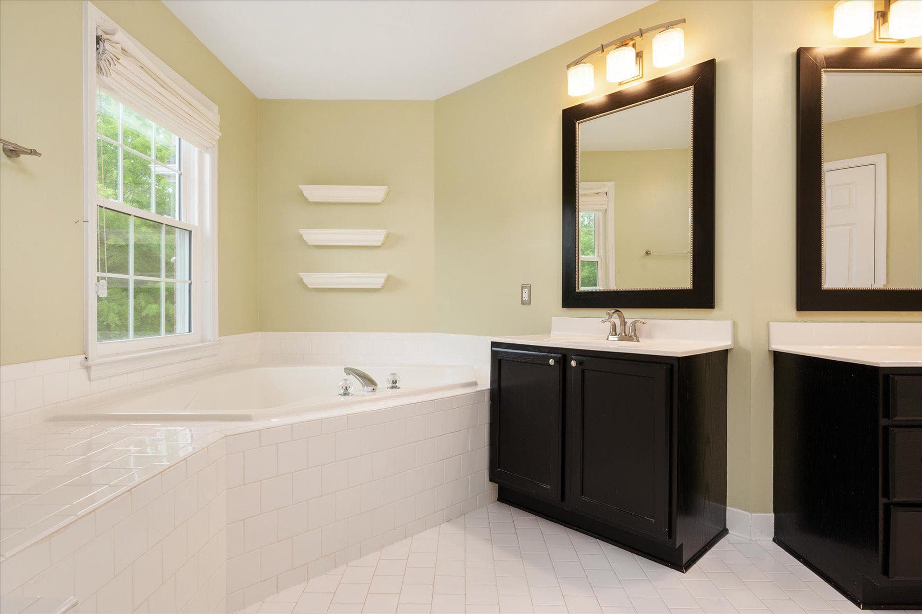 915 Echo Bay Court photo 27