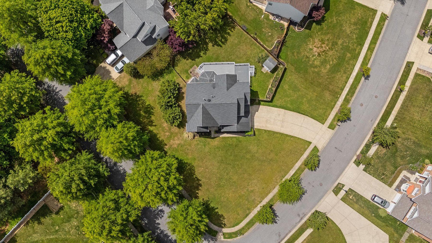 915 Echo Bay Court photo 42