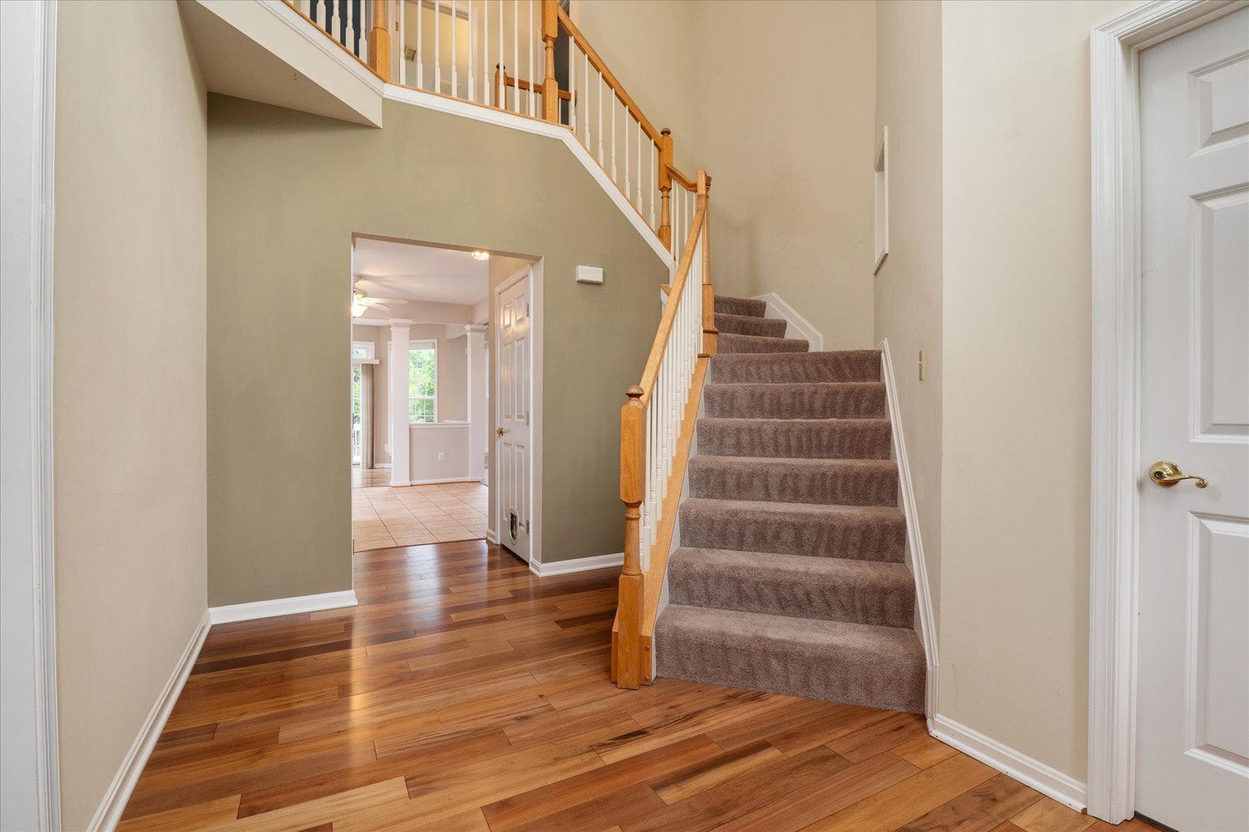 915 Echo Bay Court photo 8