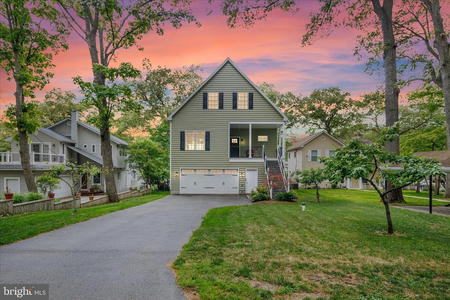 8382 Country Life Road photo 2