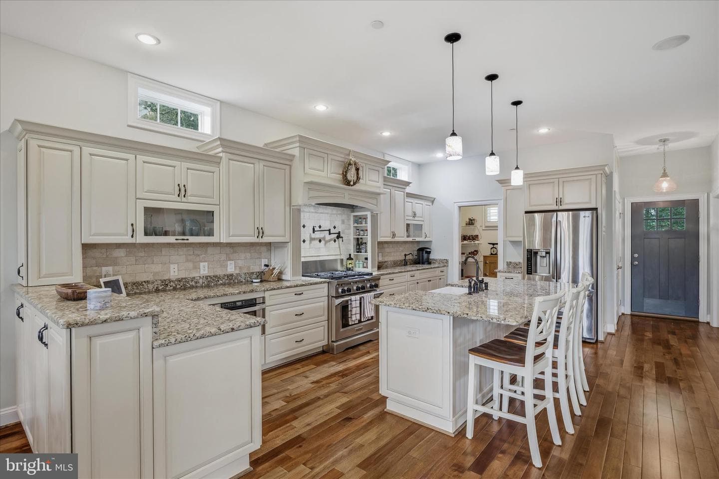 8382 Country Life Road photo 9