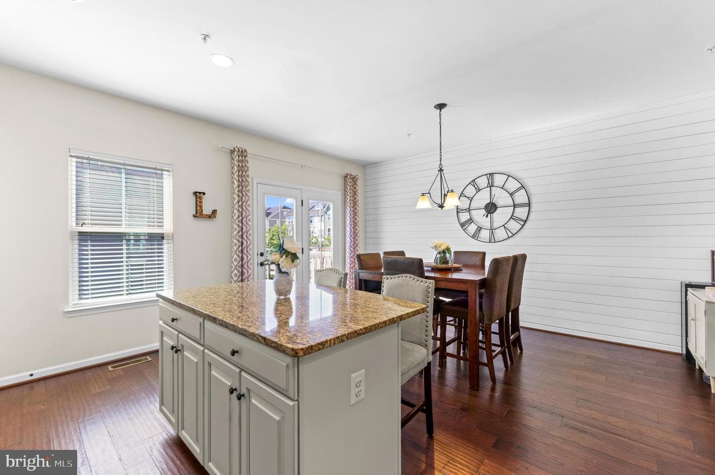 549 Fox River Hills Way photo 9