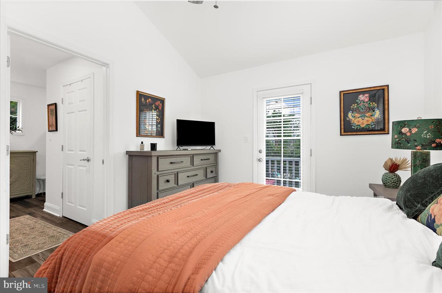 304 Glen Avenue photo 42