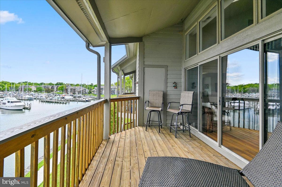 2121 Quay Village Court #202 photo 33