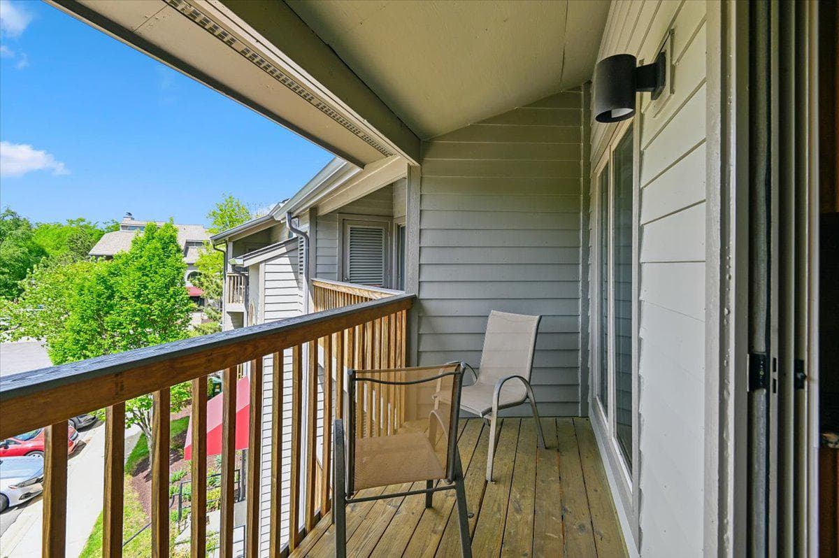 2121 Quay Village Court #202 photo 37